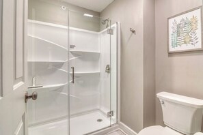 Shower, towels