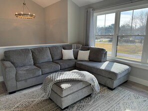 Smart TV, fireplace, offices