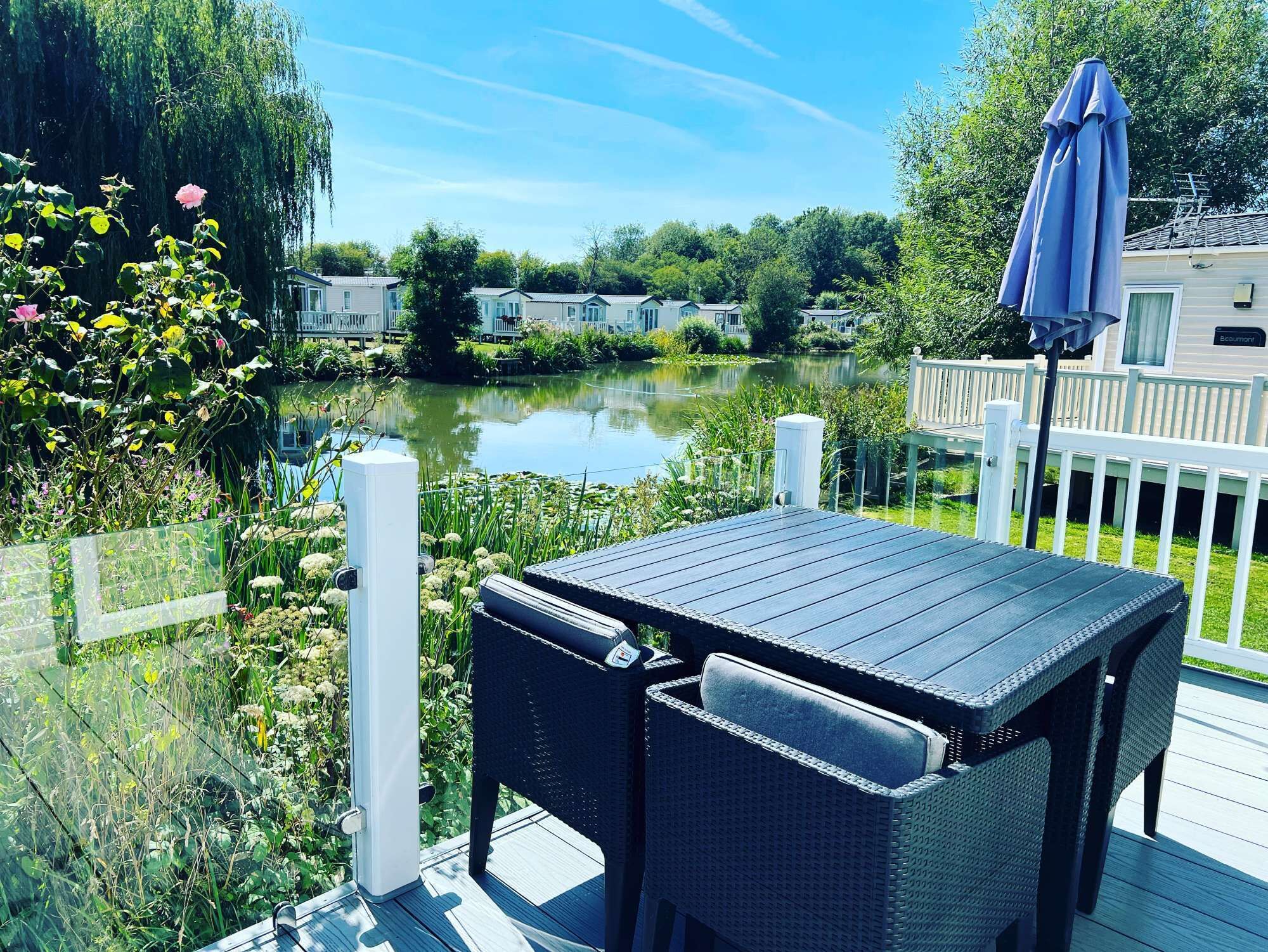 屋外ダイニングエリア