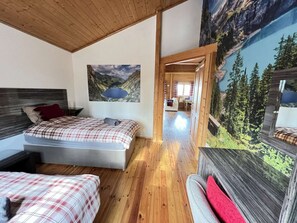 3 bedrooms, WiFi, bed sheets