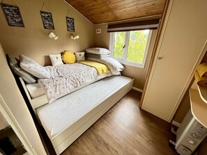 2 chambres, fer et planche Ă repasser, Wi-Fi, draps fournis