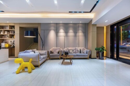 Rest Comfort Hotel (Wenzhou Lucheng)