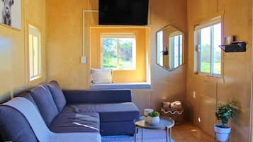 Cabin | Living area