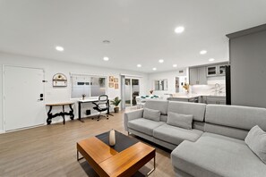 Smart TV - Peaceful in Penasquitos (San Diego)