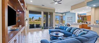 Mission Hills Golf Paradise!