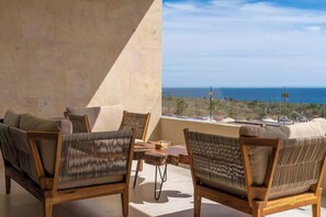 Terrace/patio - Serene Oceanview Getaway with Private Terrace (Cabo San Lucas)