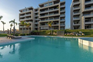 Pool - VV3 8302A Torre 8 · Amazing New 2BR Condo Fully Equipped & Amenities (Cabo San Lucas)