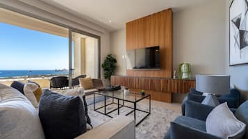 TV, stereo