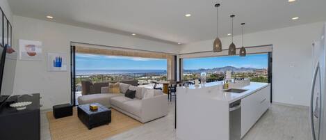 Télévision, chaîne hi-fi