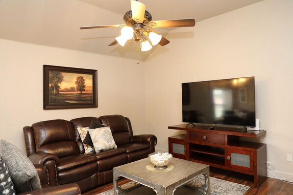 Smart TV, fireplace, offices