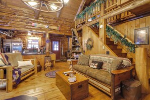 TV, fireplace, books - Lake & Beach Access at Lake Luzerne Cabin! (Lake Luzerne)