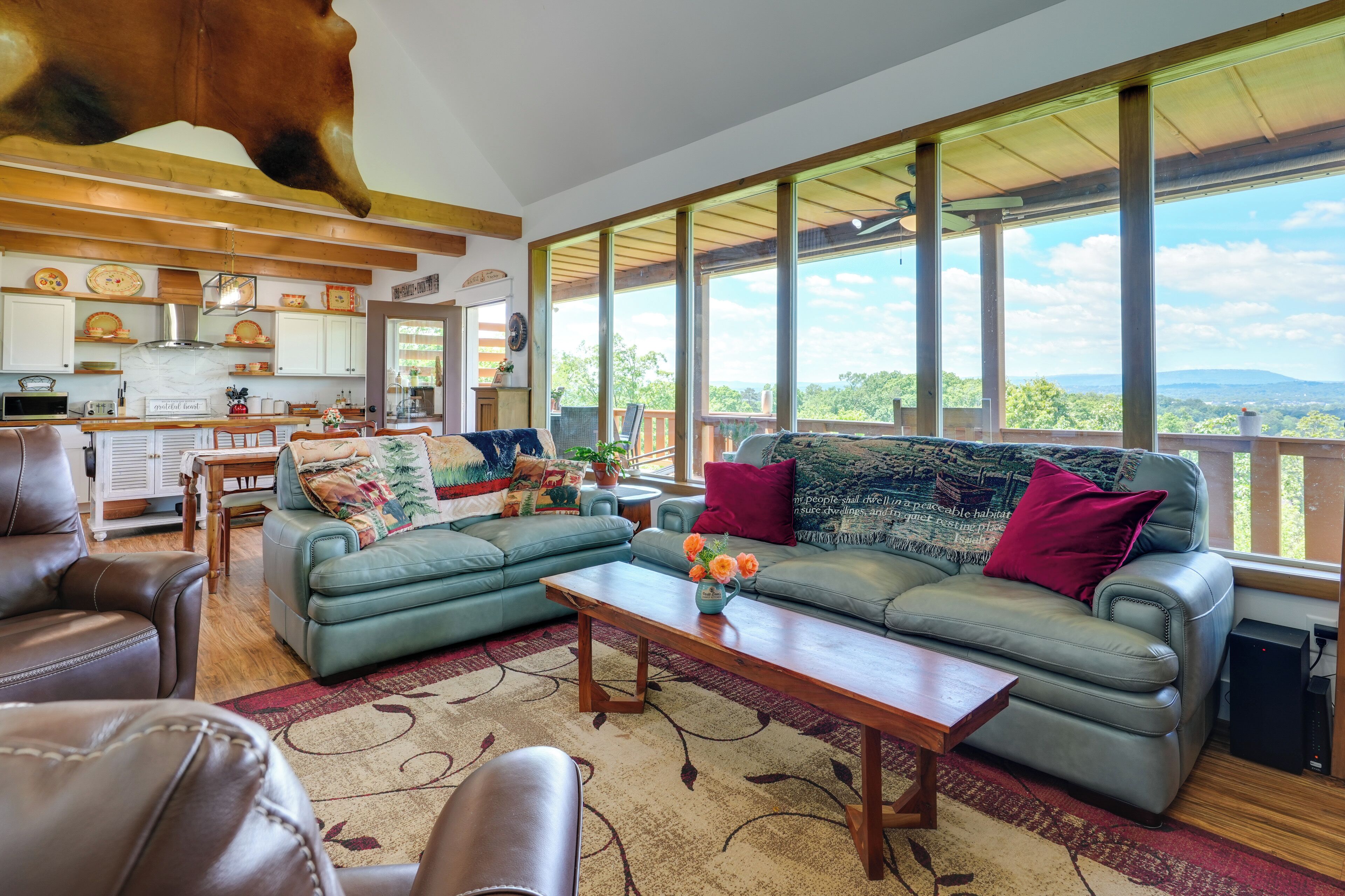 Quiet Chattanooga Home w/ Deck + Mountain Views!