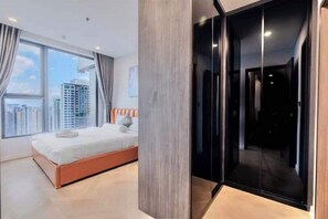 2 bedrooms, iron/ironing board, travel crib, WiFi - AmbiHOME cityview 2Br Lumiere Riverside E [Netfli] (Ho Chi Minh City)