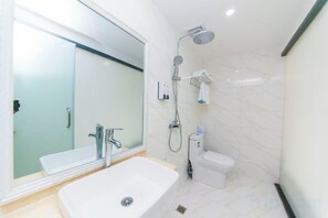 Unclassified image, 4 of 14, button - Century Business Hotel (Zuoling New Town) (Wuhan)