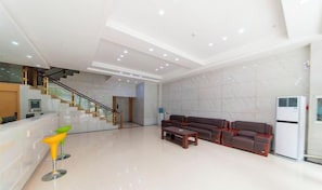 Lobby - Century Business Hotel (Zuoling New Town) (Wuhan)