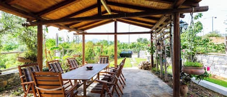 Comfort-Villa, Gartenblick | Terrasse/Patio