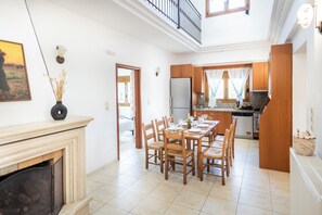 Villa Confort, vue jardin | Cuisine privée | Grille-pain, blender, mixeur, congélateur