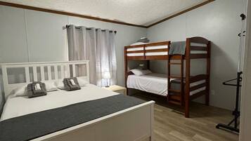 3 bedrooms, WiFi, bed sheets