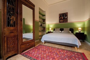 1 bedroom, desk, iron/ironing board, free WiFi - Green apartment (T'bilisi)