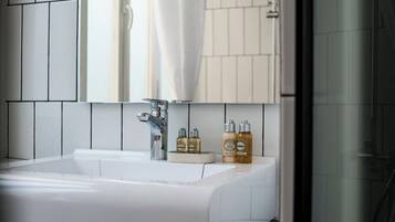 Shower, free toiletries, hair dryer, bathrobes