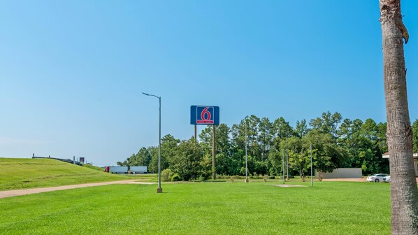 Exterior - Motel 6 Hammond, LA – I 12 – I 55 (Hammond)