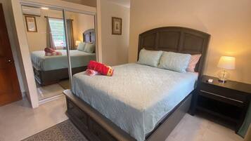 2 bedrooms, iron/ironing board, WiFi, bed sheets