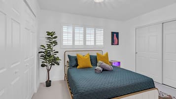 1 bedroom, WiFi, bed sheets