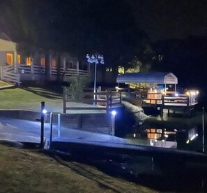 Property grounds - The Ultimate Getaway: Experience Total Peace and Tranquility. (minter)