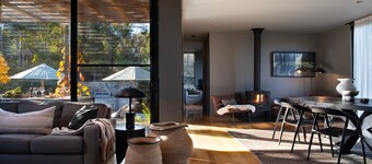 Merinda -  Paul Bangay Design Garden Luxury Retreat