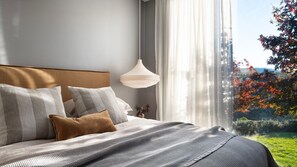 4 slaapkamers, een strijkplank/strijkijzer, internet, beddengoed