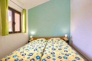 2 bedrooms, free WiFi, bed sheets