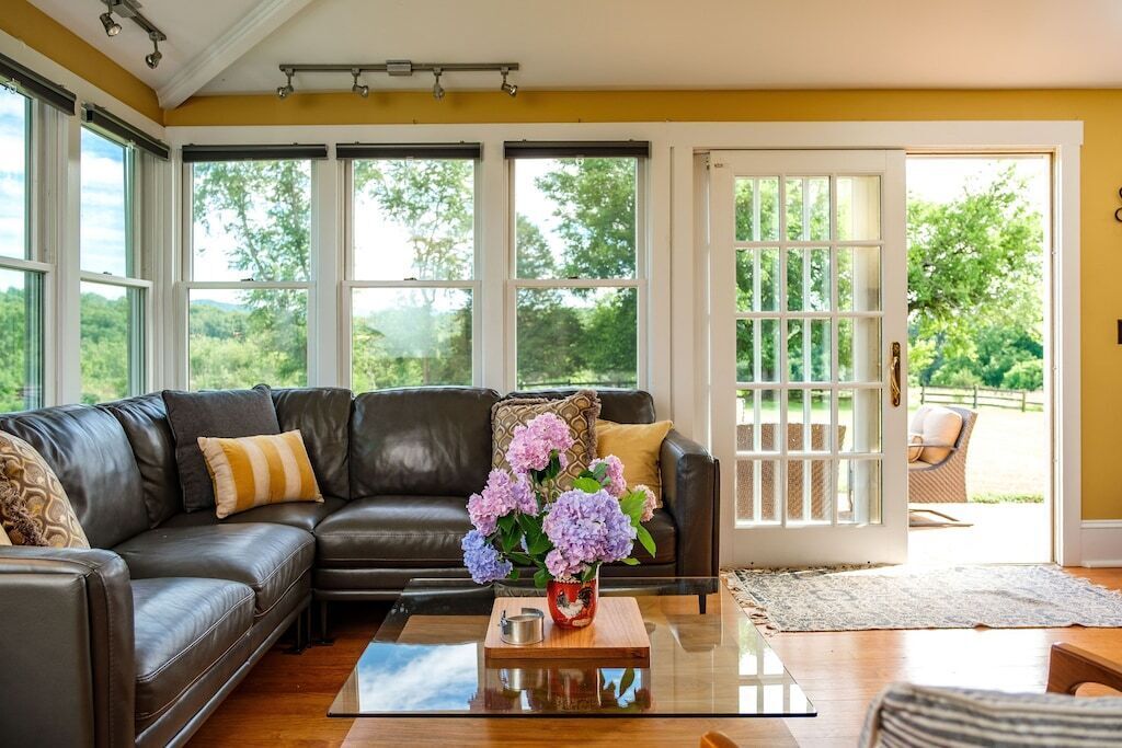 Smart-TV, Kamin, DVD-Player, Tischfußball