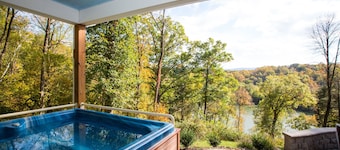 Spectacular Cottage with Shenandoah River Views