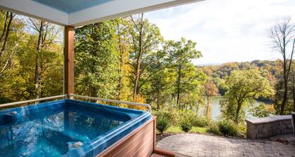 Spectacular Cottage with Shenandoah River Views