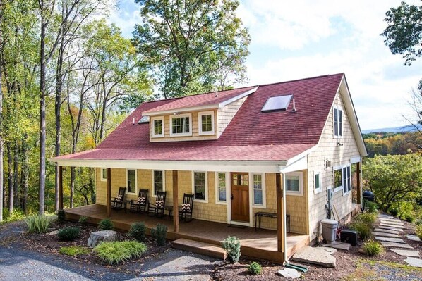 Exterior - Spectacular Cottage with Shenandoah River Views (Front Royal)