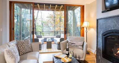 Country Elegance overlooking the Shenandoah River