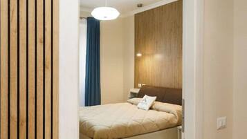 1 camera, ferro/asse da stiro, culla da viaggio, Wi-Fi