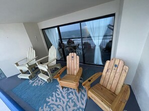 Terrace/patio - Luxury OCEAN FRONT, Excellent view! Everything your vacation should be!!! (North Myrtle Beach)