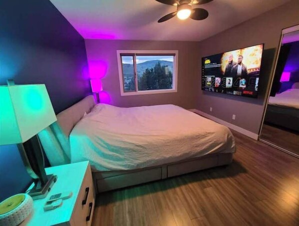 3 bedrooms, iron/ironing board, travel cot, free WiFi