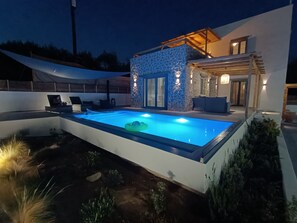 Piscine extérieure, piscine chauffée