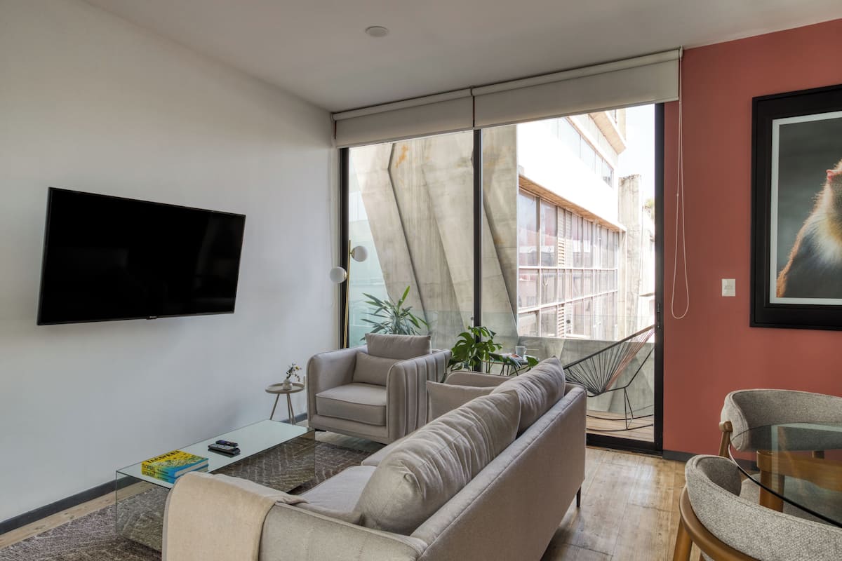 Televisión de pantalla plana