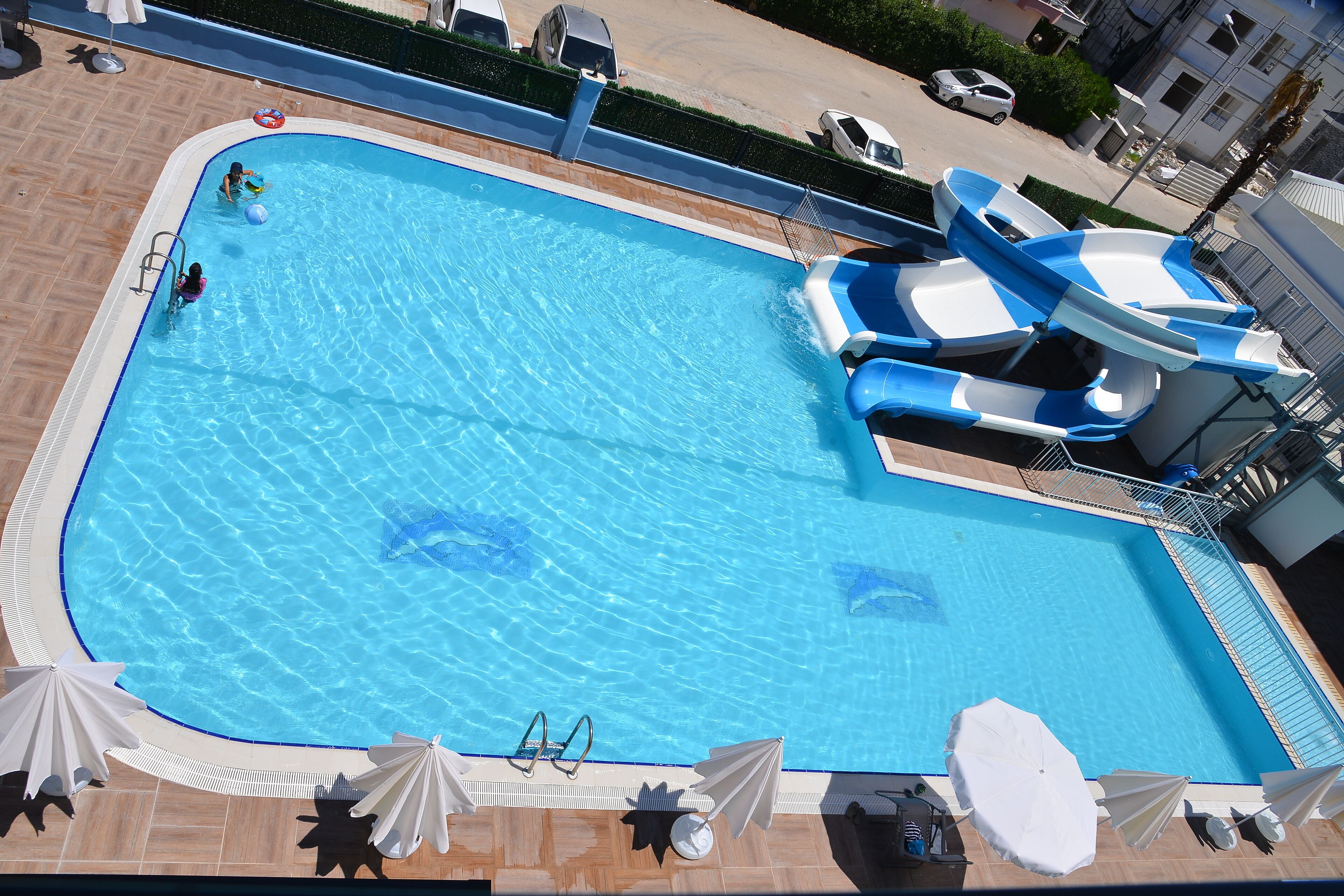 Seasonal outdoor pool