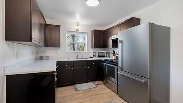 Microwave, oven, stovetop, dishwasher