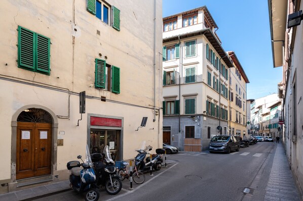 Exterior - Apartment in the center with three bedrooms. (Firenze)