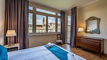 2 bedrooms, iron/ironing board, travel cot, free WiFi