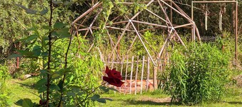 Ecological Guest House with Garden and Castle View - Central, Near the Lake
