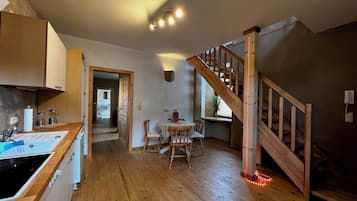 Kühlschrank, Ofen, Herdplatte, Geschirrspüler