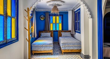 Colchones con efecto memoria, wifi gratis y ropa de cama 