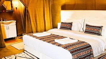 Deluxe Double Room, Desert view