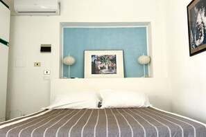 WiFi, bed sheets - Palme 1/C - Marcelli, one-room apartment with garden, Residence Le Palme (Marcelli)